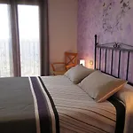 Hostal Gudar 2*