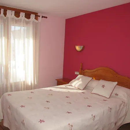 Hostal Gudar 2*