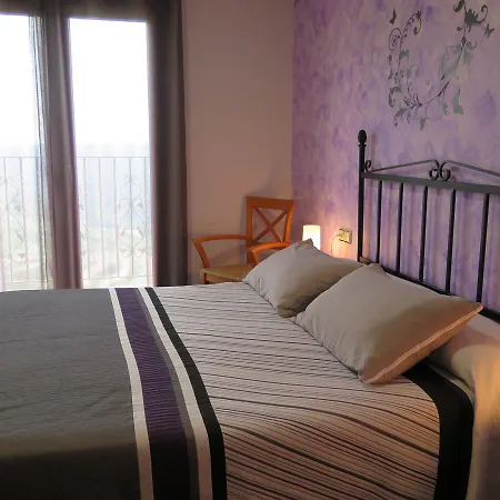 Hostal Gudar 2*