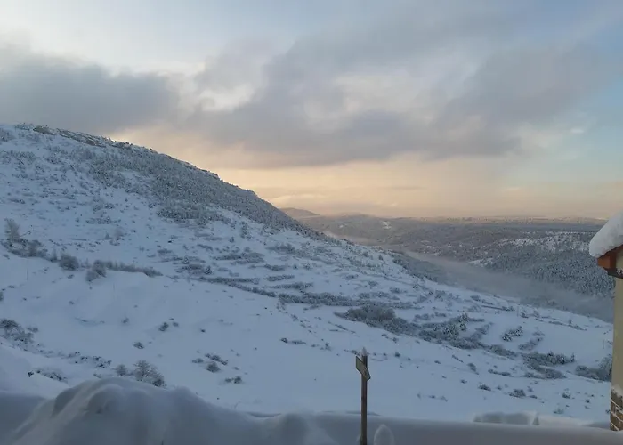 Πανσιόν Hostal Gudar Gúdar